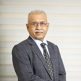 Dr. Maksud Kanuga